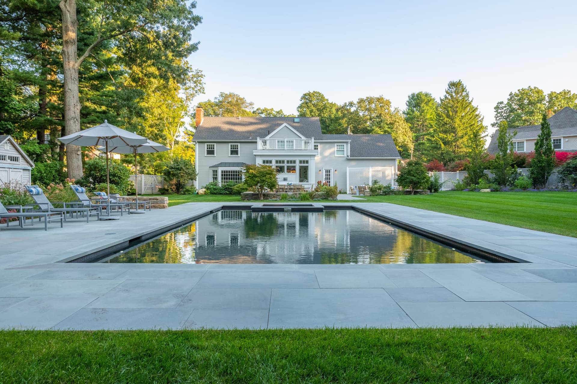 Cornell Road — bluestone pool terrace in Wellesley, MA