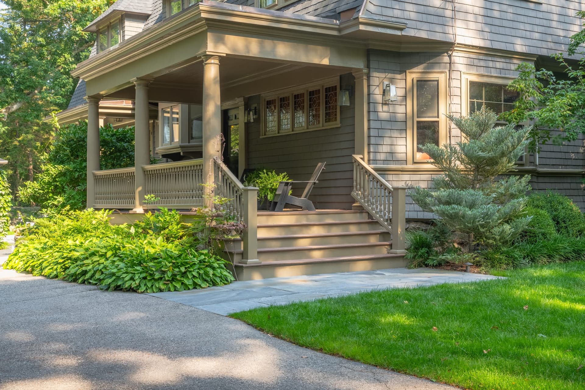 Circuit Road — bluestone entry walk and plantings in Chestnut Hill, MA